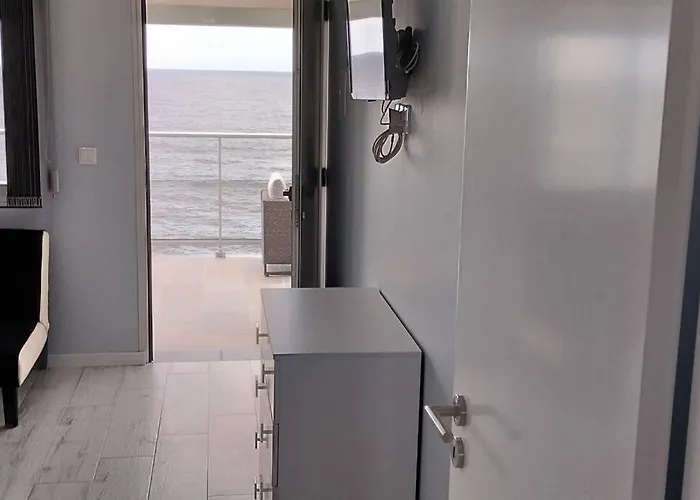 'a Gaioa' In 'the Cliff Coast Accomodation' * Paul do Mar (Madeira)