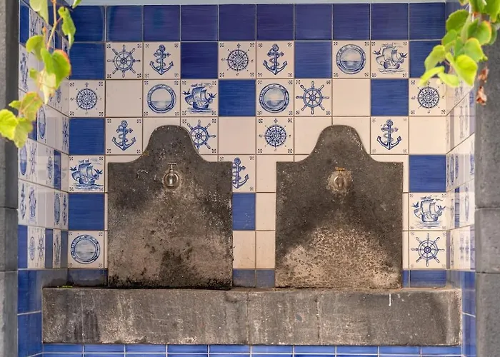 Apartament 'a Gaioa' In 'the Cliff Coast Accomodation' *